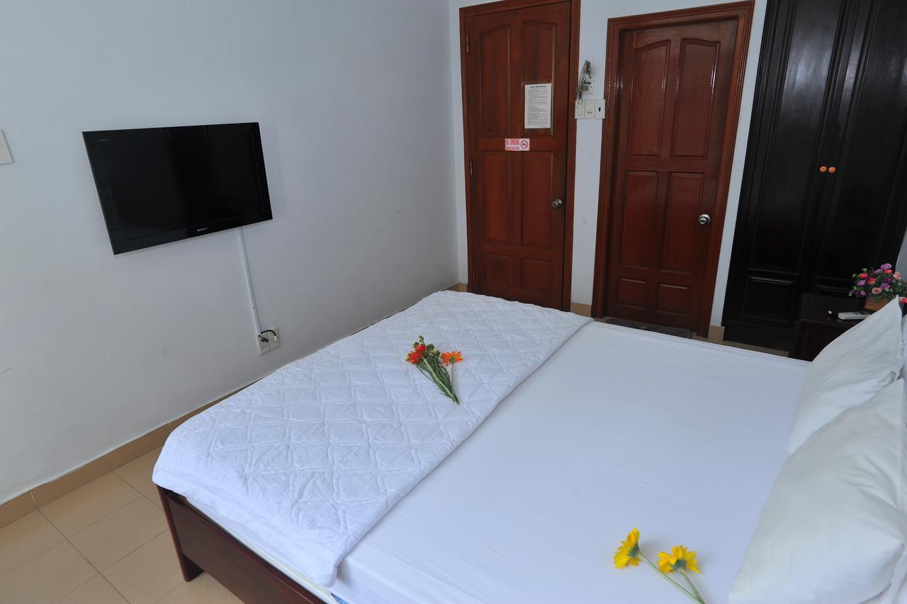 Ngan Pho Hotel Nha Trang Exterior foto